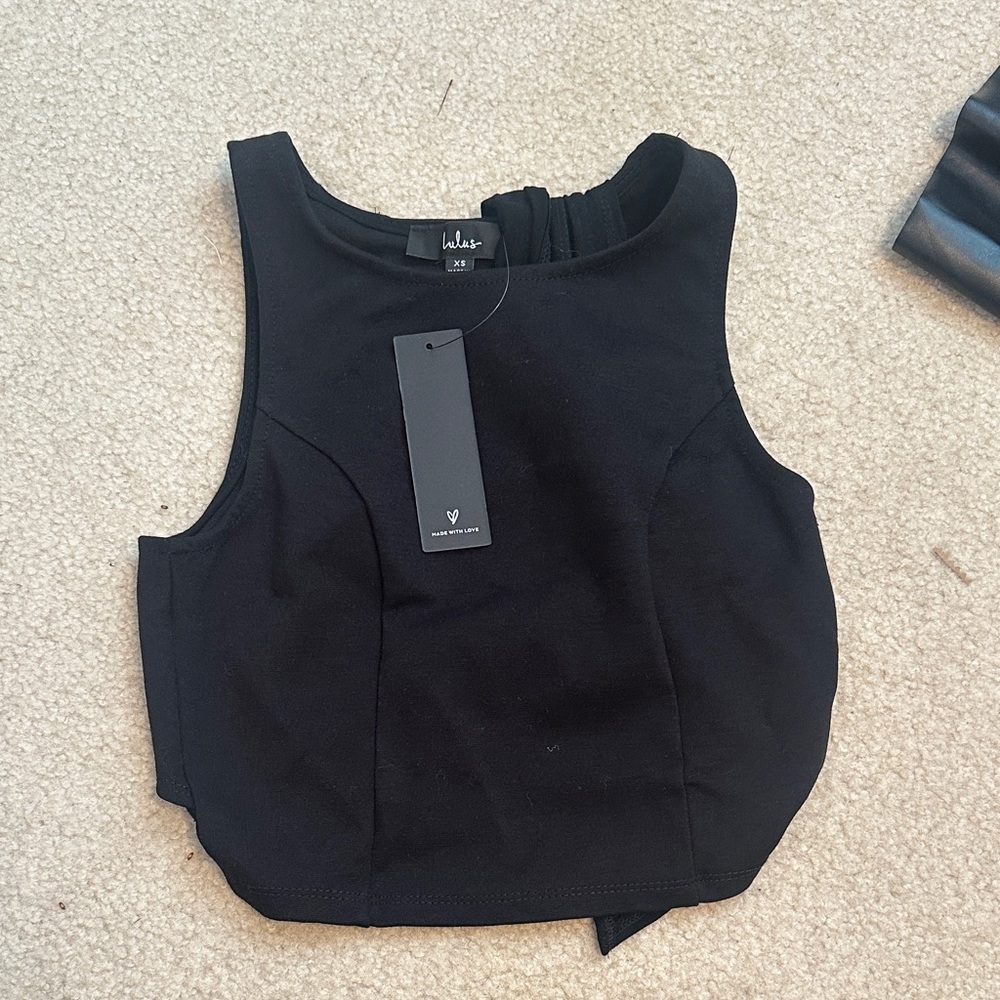 Lulu's Black Crop Top